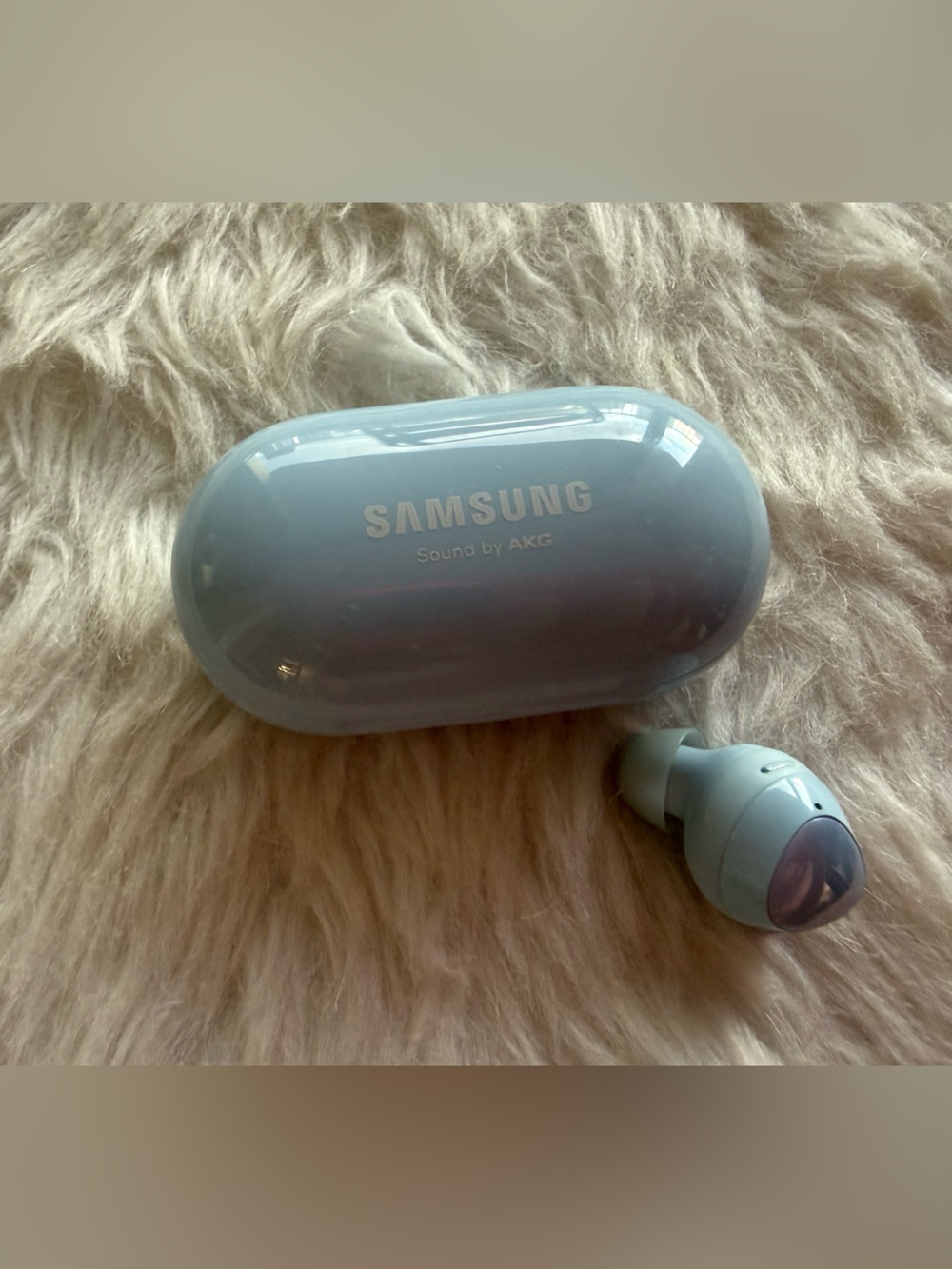 Samsung Galaxy Buds Plus in Blue